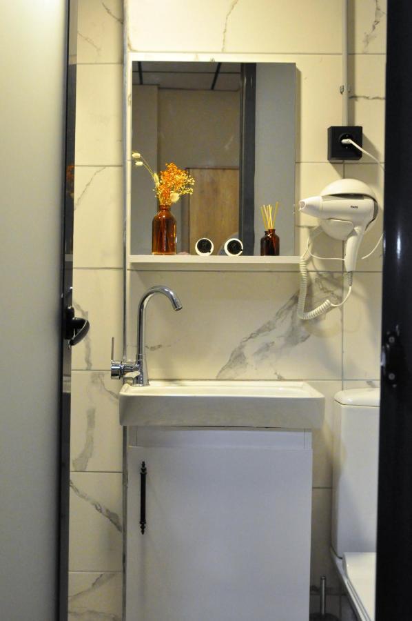 Golden Door Hotel Istanbul Bagian luar foto