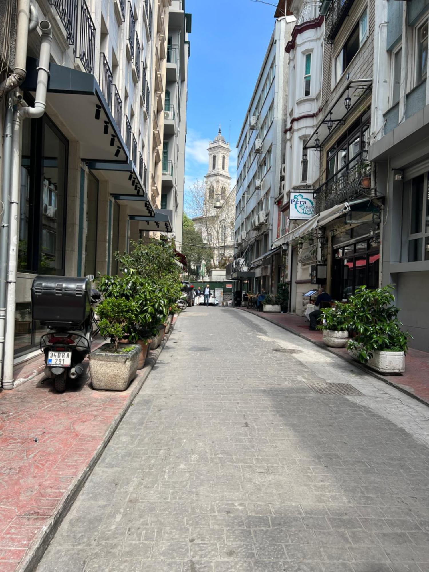 Golden Door Hotel Istanbul Bagian luar foto
